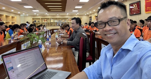 Đặt lịch phỏng vấn chương trình "10 bạn trẻ đầu tiên cho khoá huấn luyện S'01 của Mr.TA"